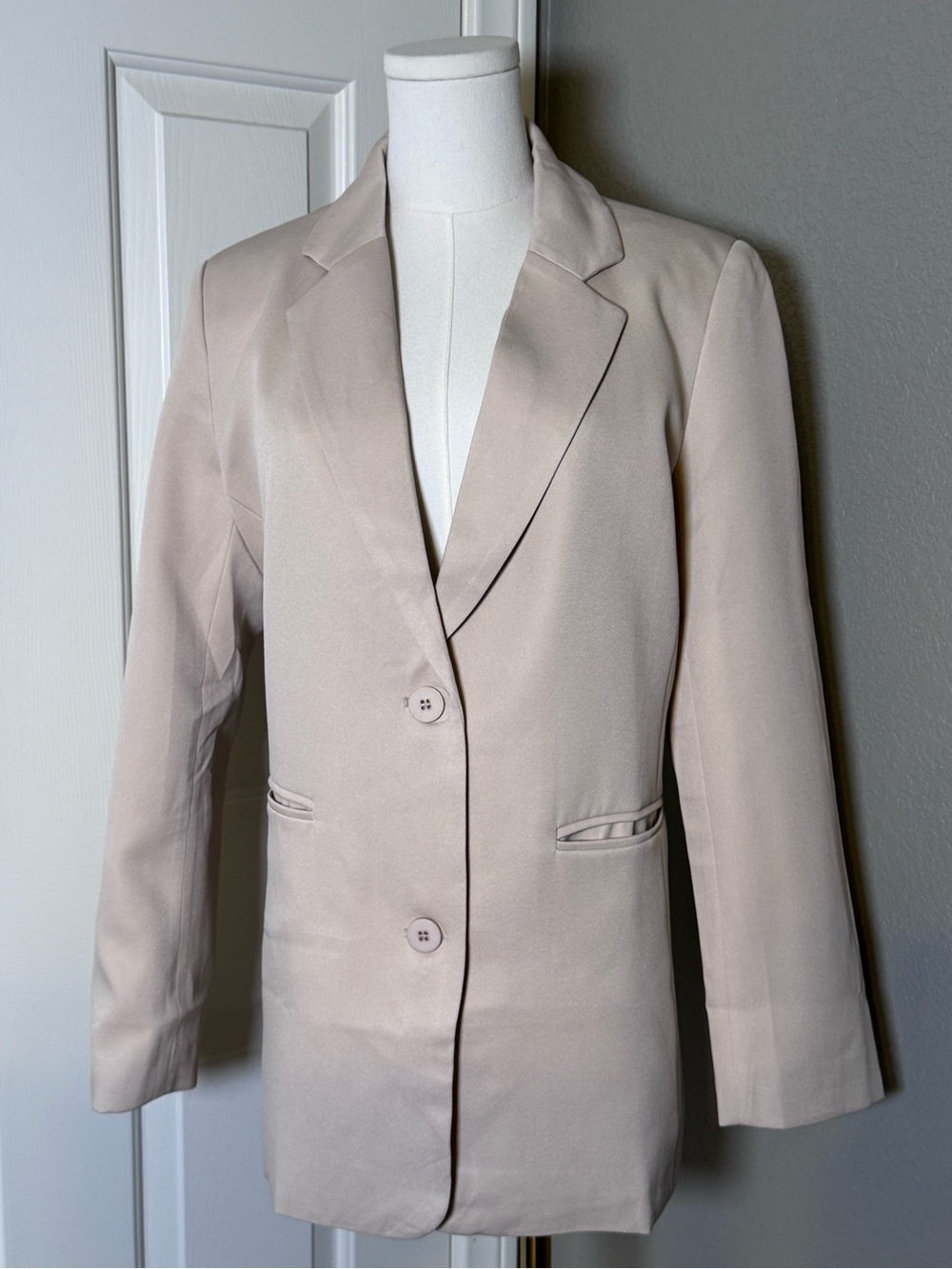 Women's Cream Single-Breasted Blazer Jacket